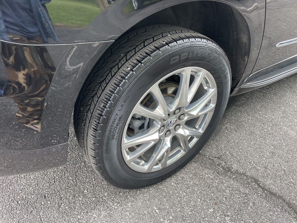 Used 2023 Buick Enclave - photo 13