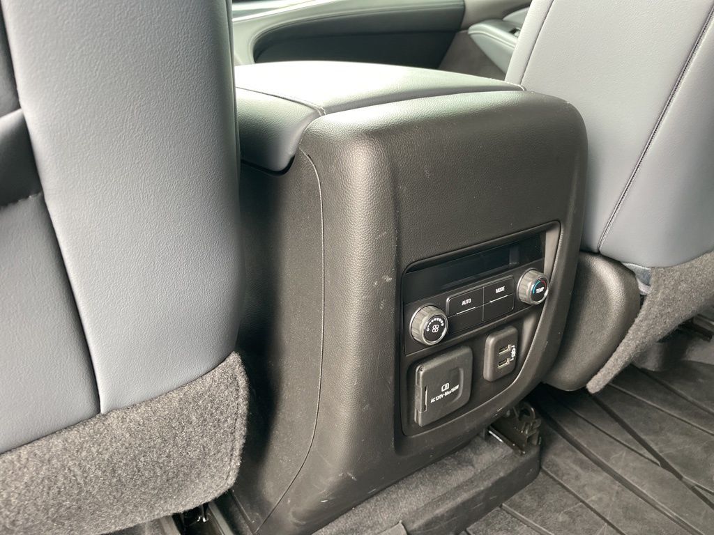 Used 2023 Buick Enclave - photo 34