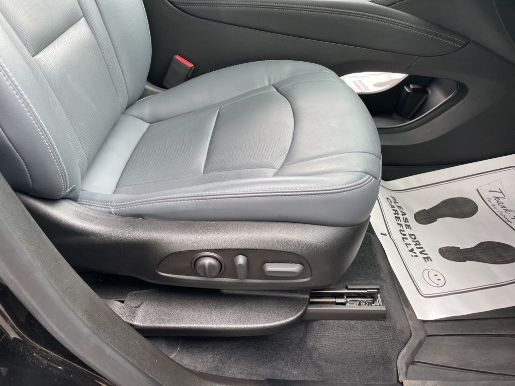 Used 2023 Buick Enclave - photo 44