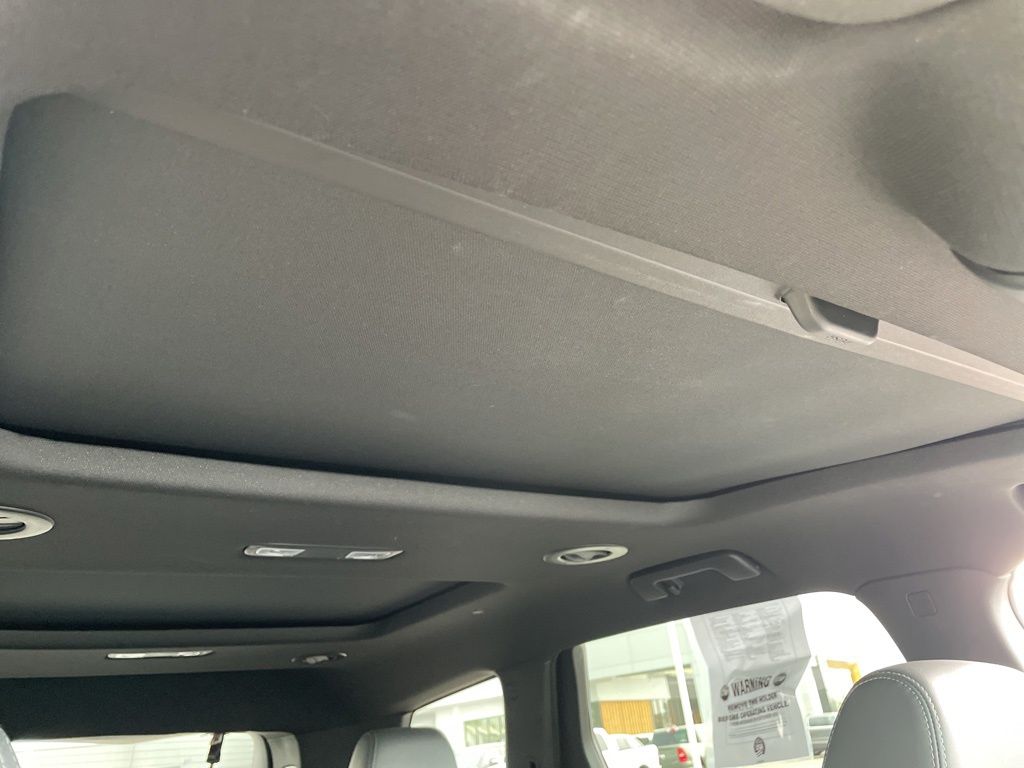 Used 2023 Buick Enclave - photo 48