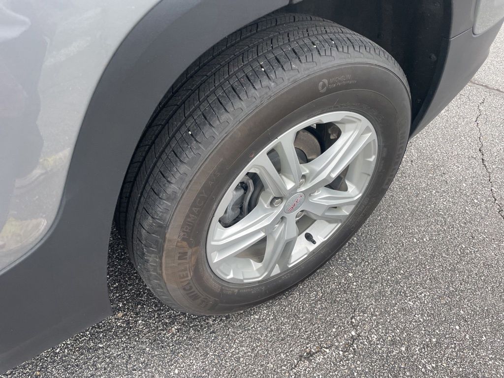 Used 2023 GMC Terrain - photo 12
