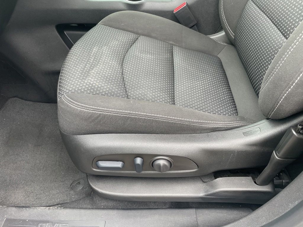 Used 2023 GMC Terrain - photo 20