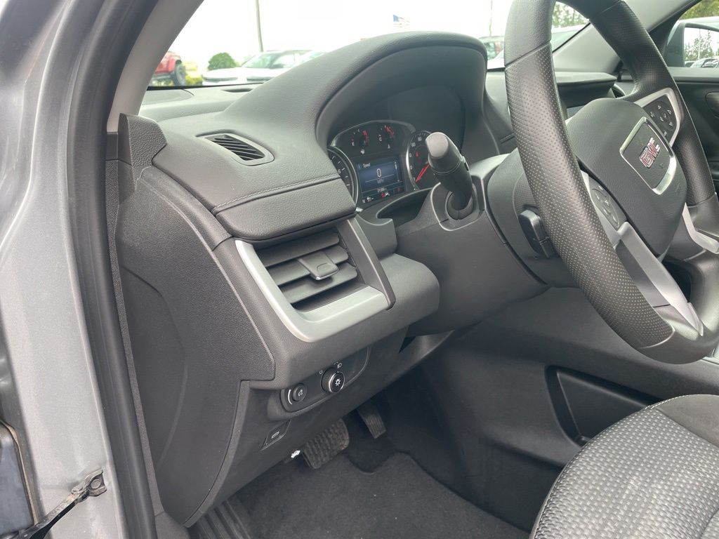 Used 2023 GMC Terrain - photo 21