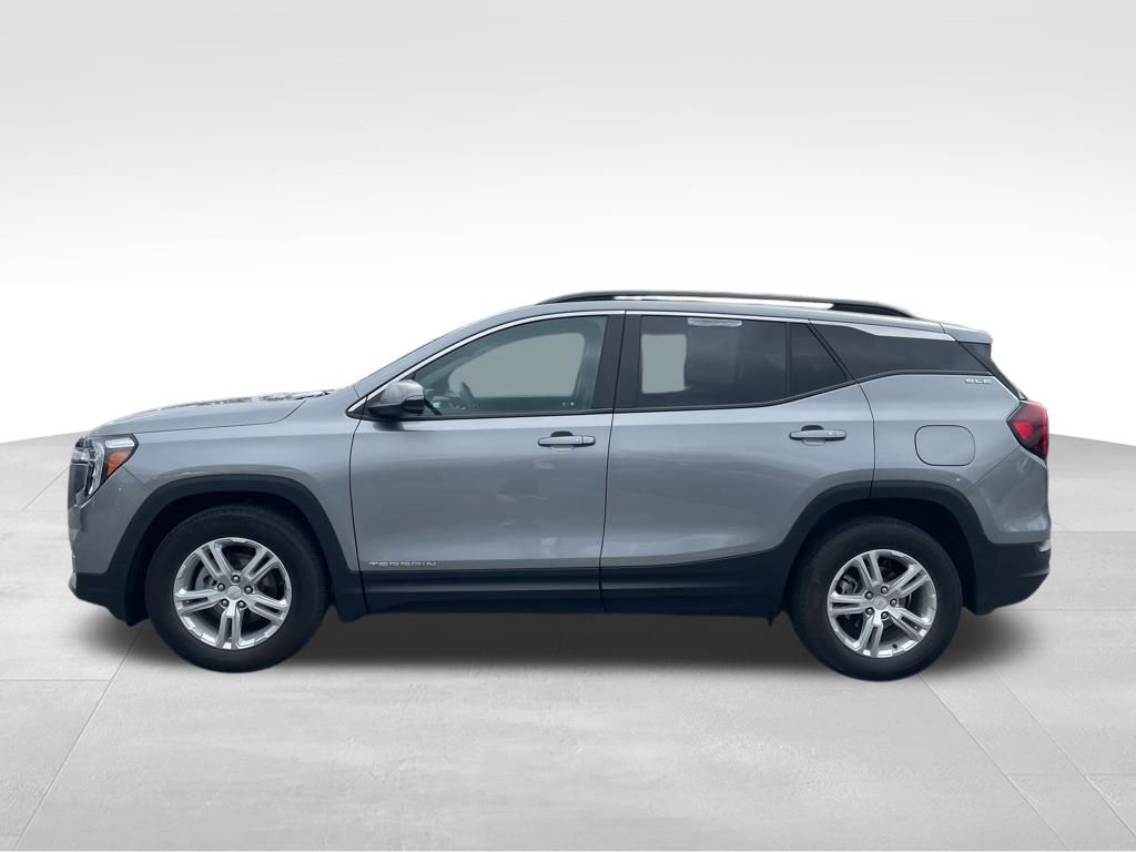 Used 2023 GMC Terrain - photo 2