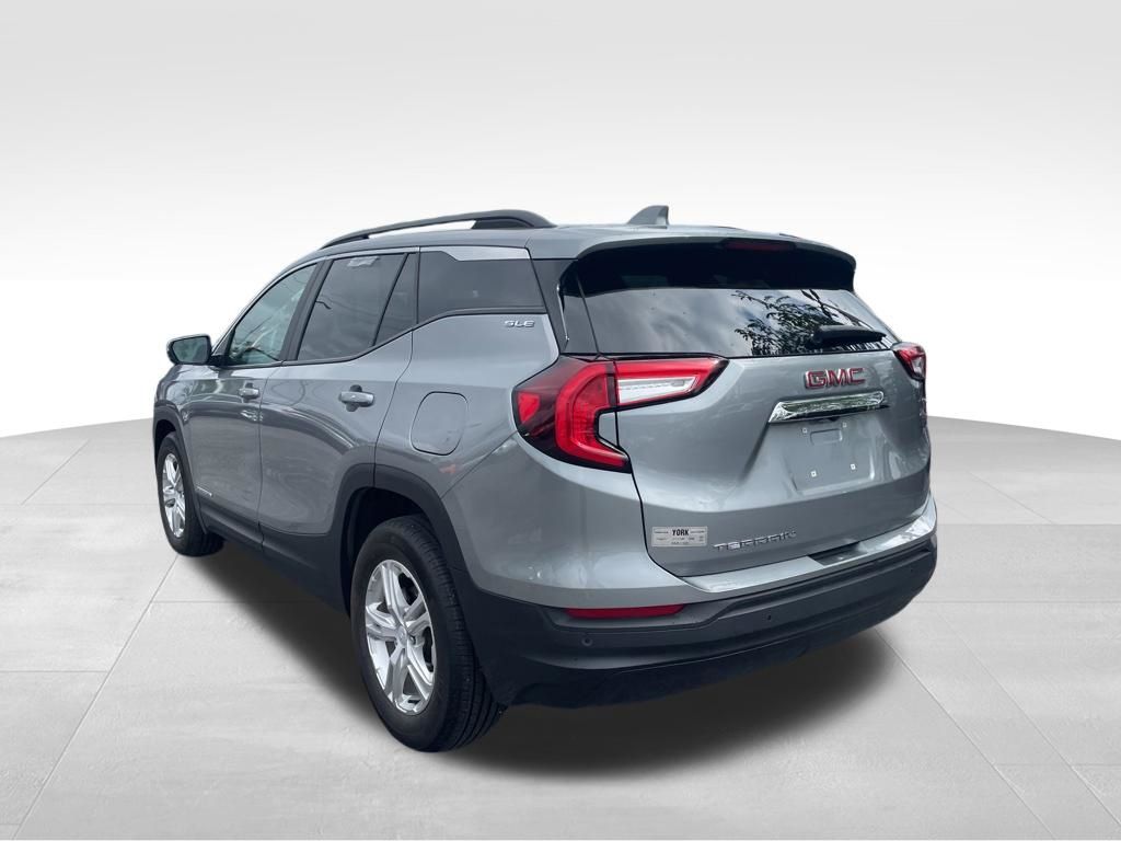 Used 2023 GMC Terrain - photo 5