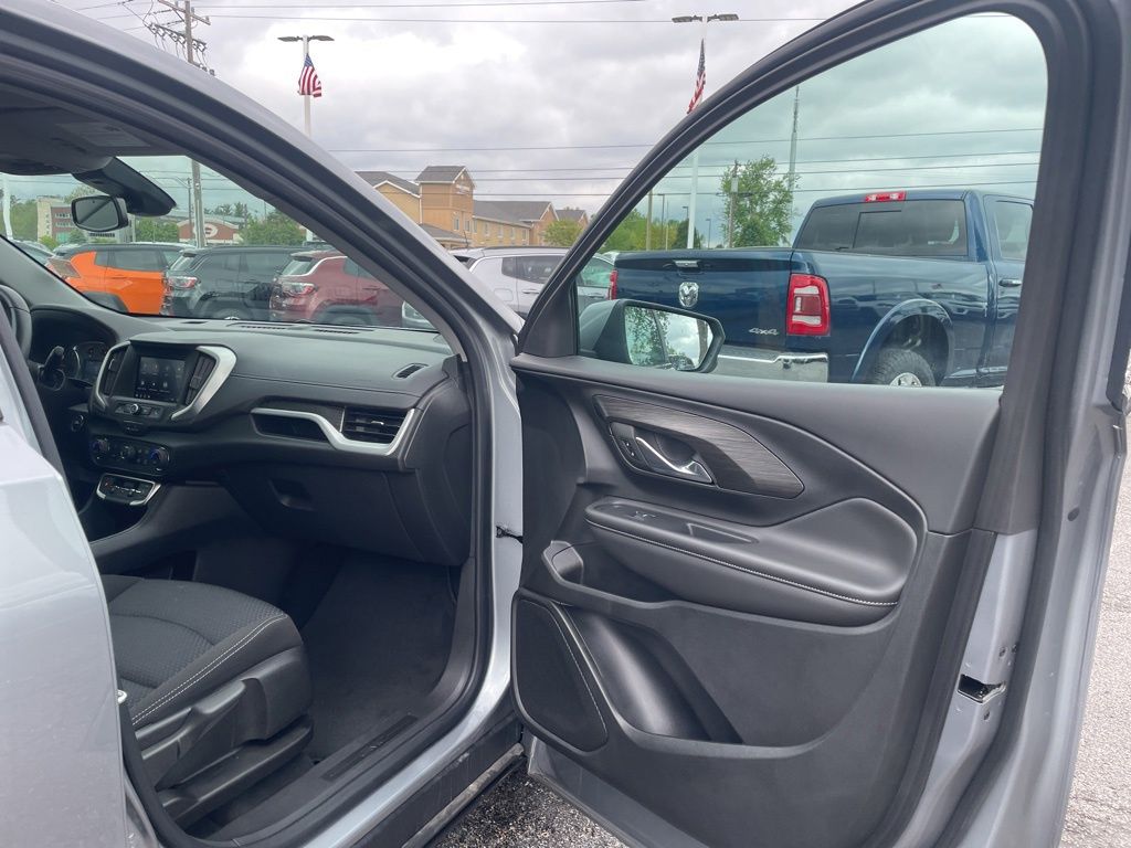 Used 2023 GMC Terrain - photo 38