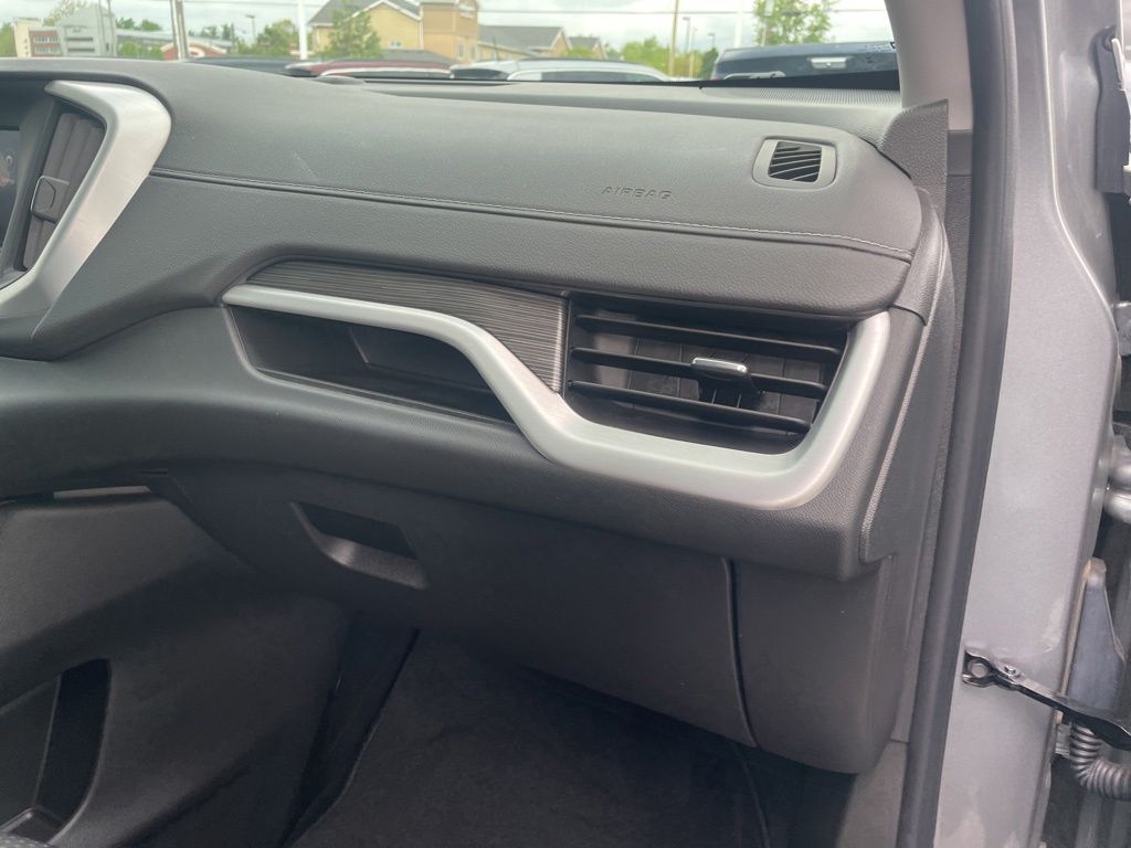 Used 2023 GMC Terrain - photo 40