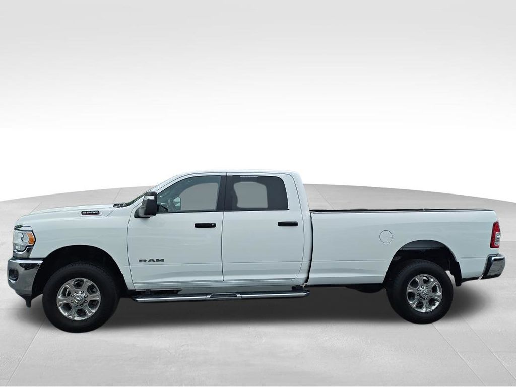 Used 2024 Ram 2500 - photo 5