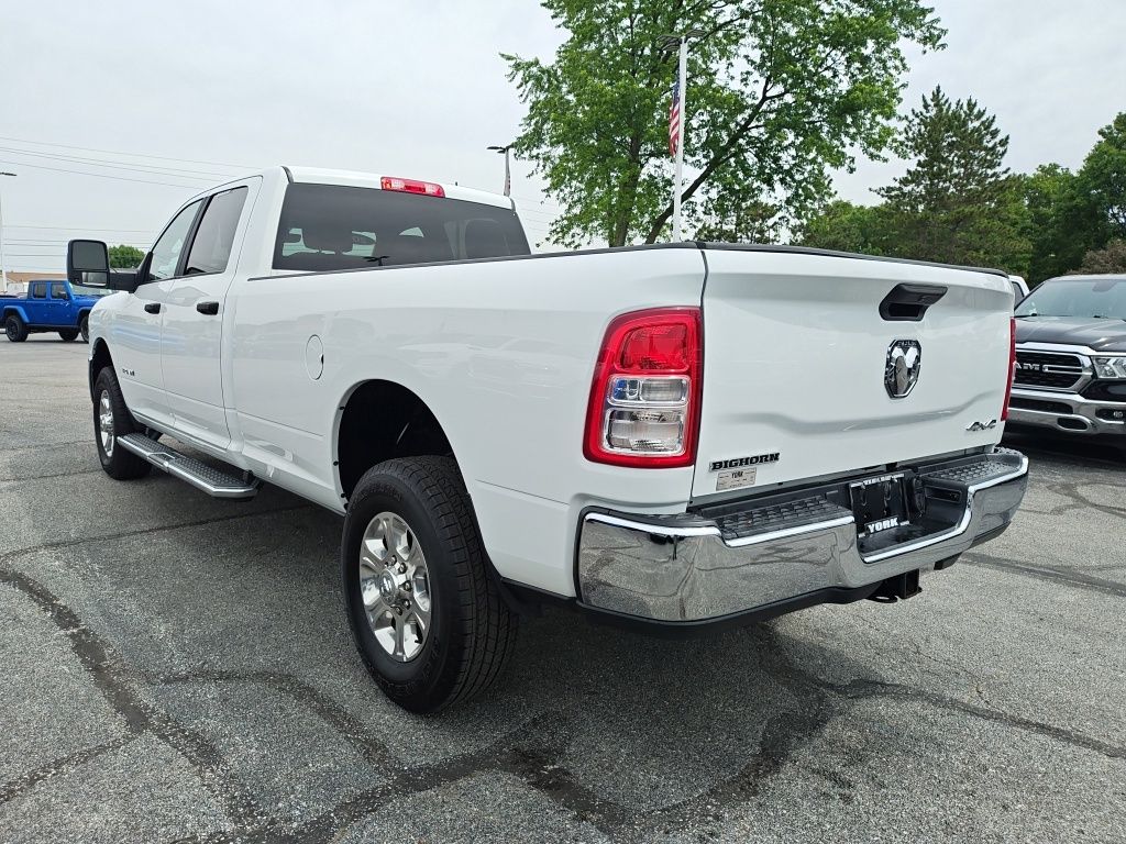 Used 2024 Ram 2500 - photo 2