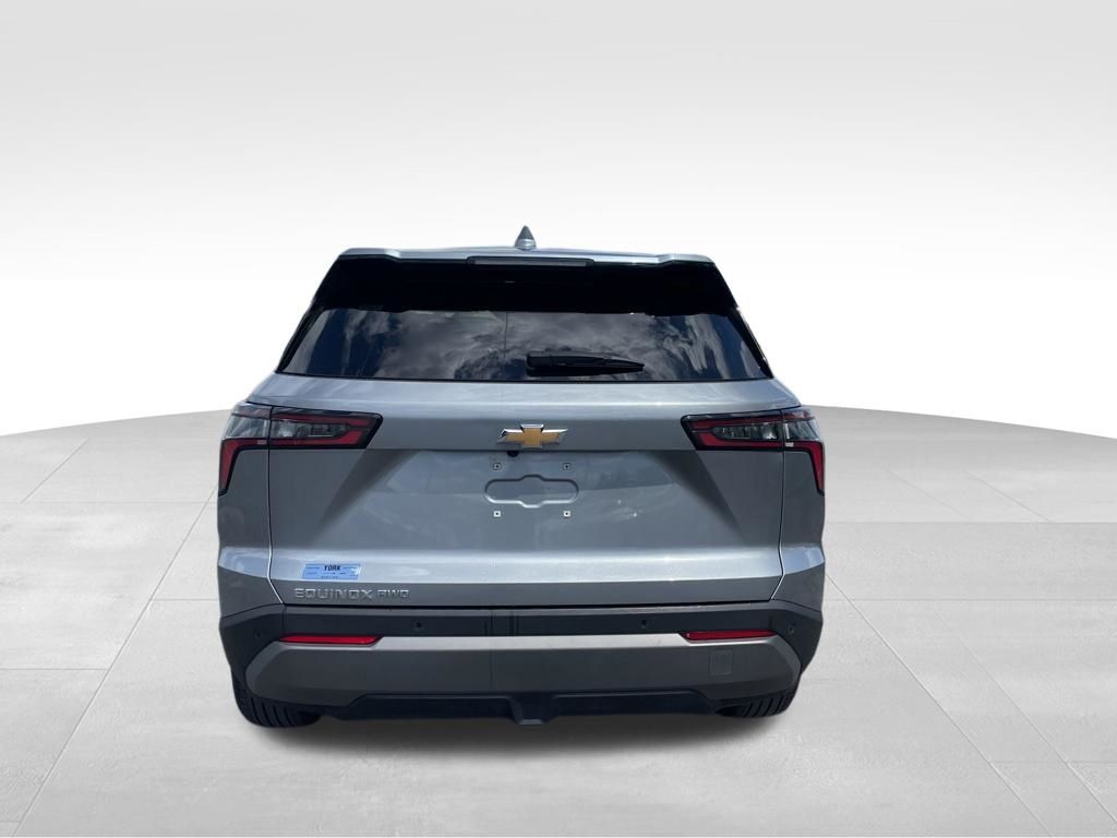 Used 2025 Chevrolet Equinox - photo 5