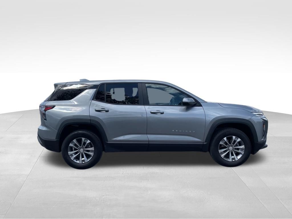 Used 2025 Chevrolet Equinox - photo 7