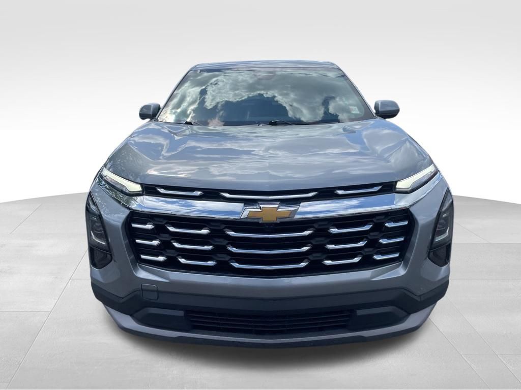 Used 2025 Chevrolet Equinox - photo 9