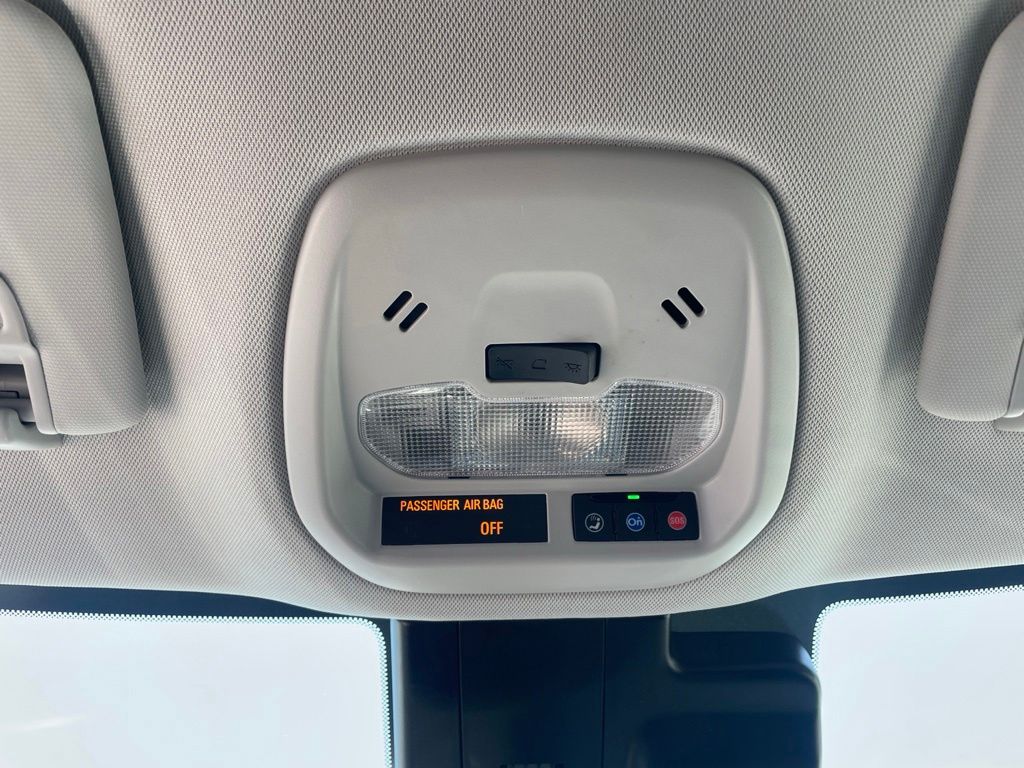 Used 2025 Chevrolet Trax - photo 26