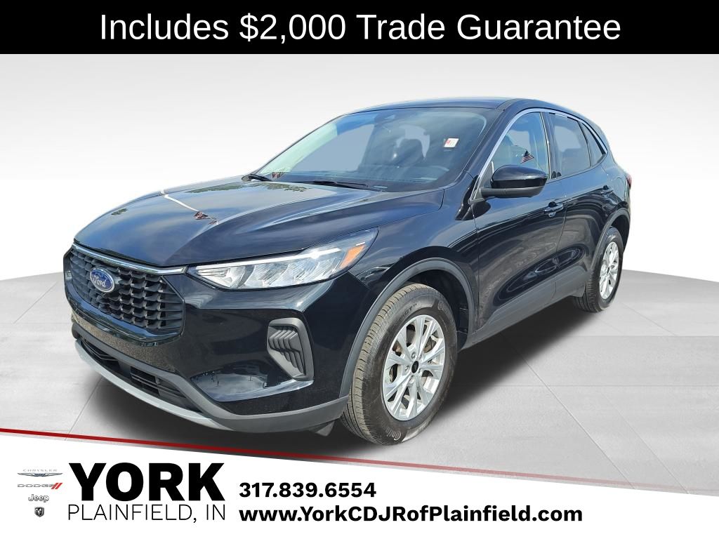 Used 2023 Ford Escape - photo 1