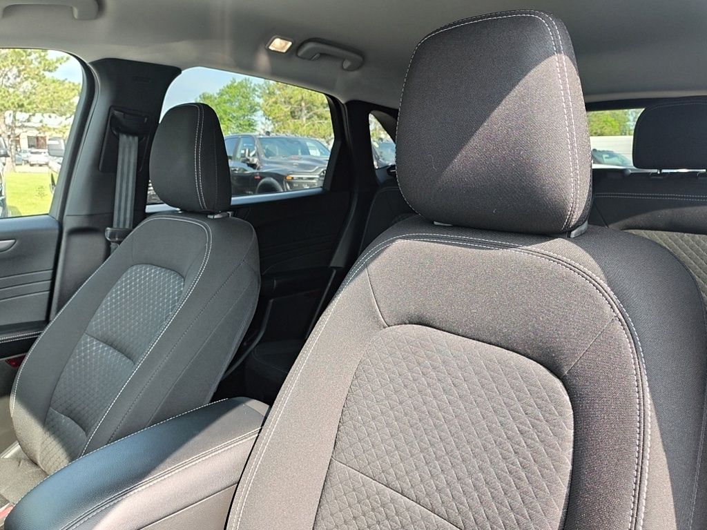 Used 2023 Ford Escape - photo 19