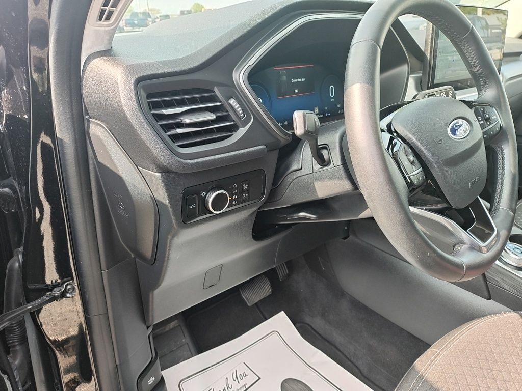 Used 2023 Ford Escape - photo 21