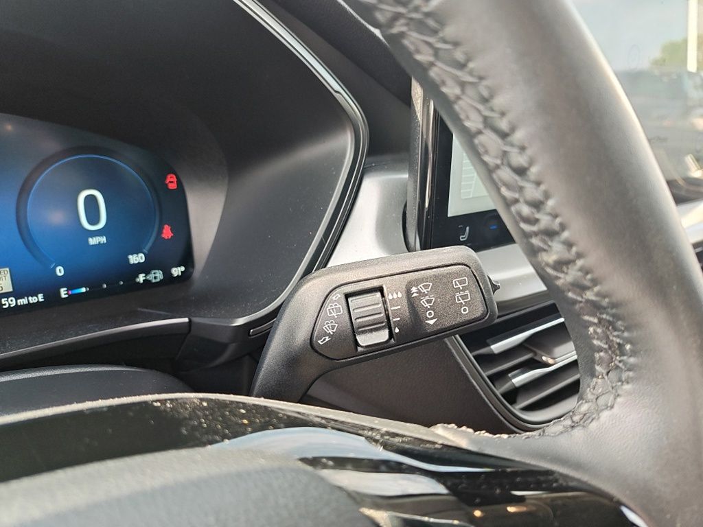 Used 2023 Ford Escape - photo 25