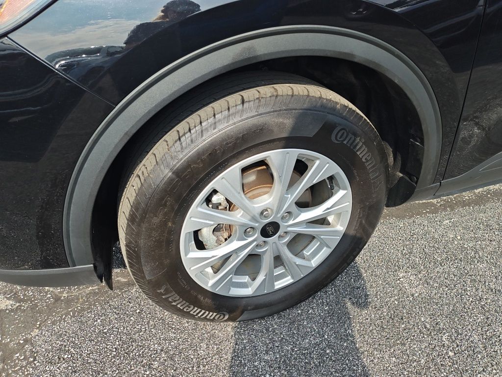 Used 2023 Ford Escape - photo 11