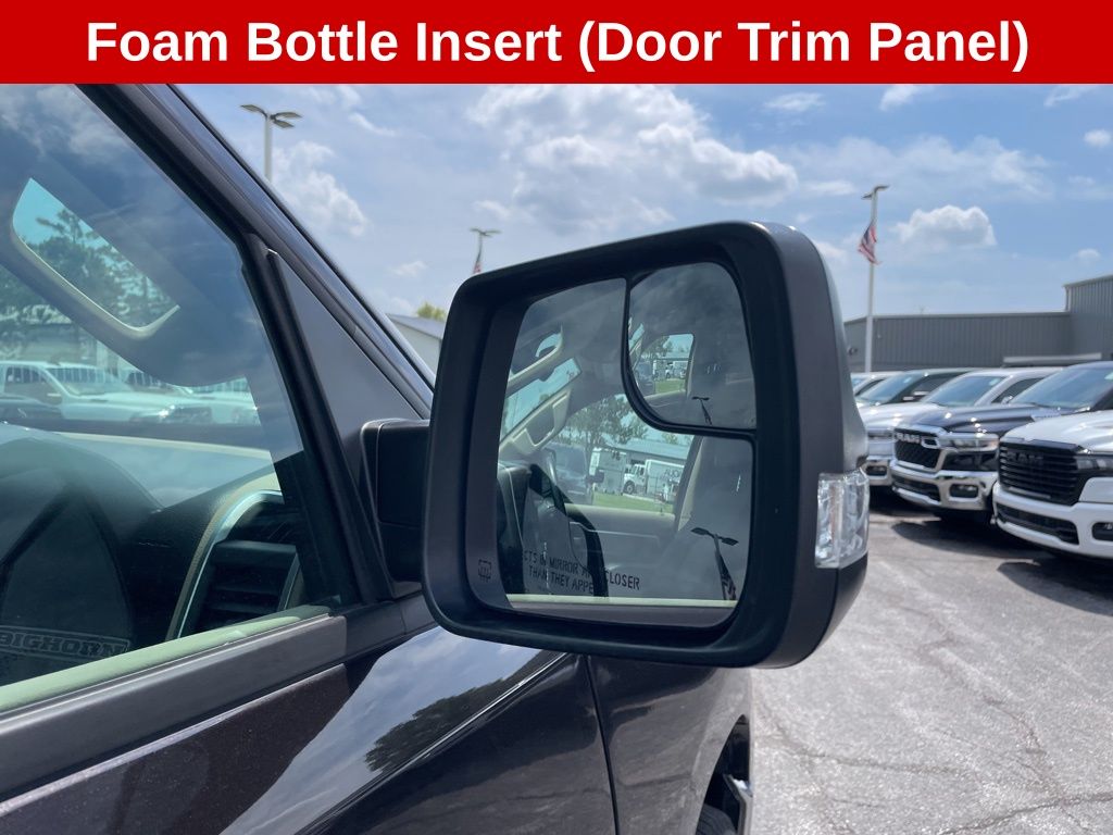 Used 2019 Ram 1500 - photo 17