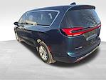 Used 2025 Chrysler Pacifica Select Minivan for sale #PF26162A - photo 3