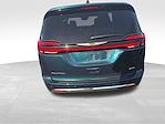 Used 2025 Chrysler Pacifica Select Minivan for sale #PF26162A - photo 4