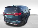 Used 2025 Chrysler Pacifica Select Minivan for sale #PF26162A - photo 5