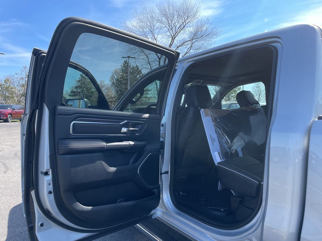 New 2026 Ram 1500 - photo 32