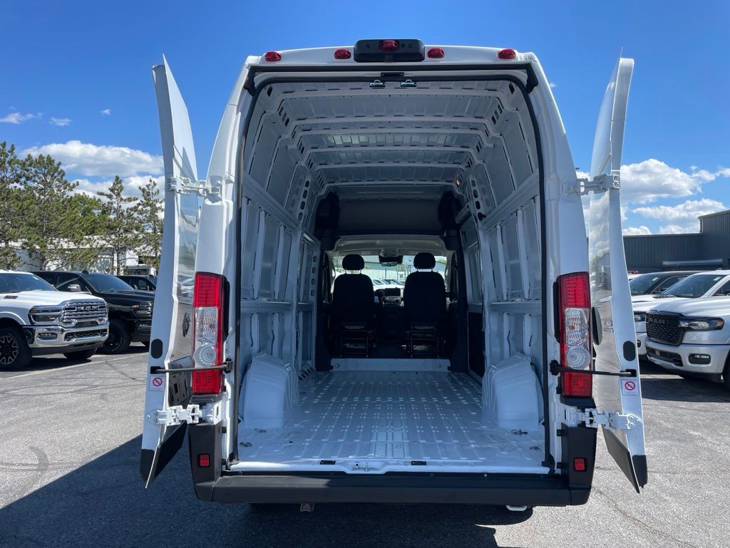 New 2026 Ram ProMaster 3500 - photo 2