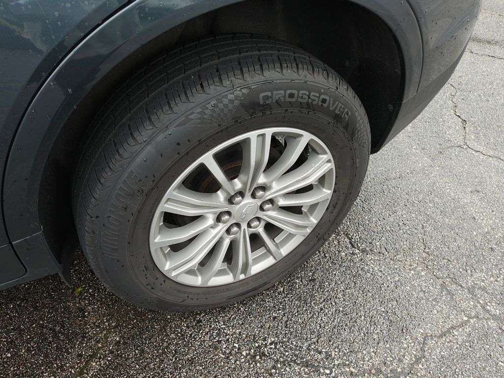 Used 2019 Cadillac XT5 - photo 12