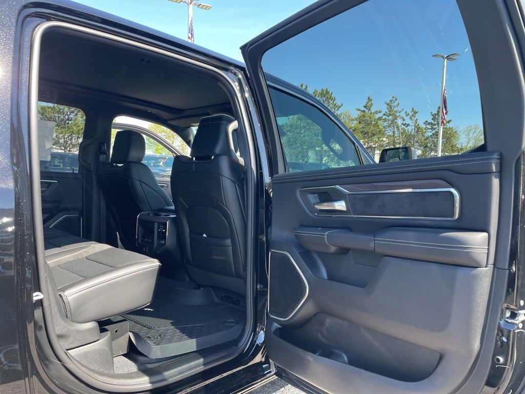 New 2026 Ram 1500 - photo 38