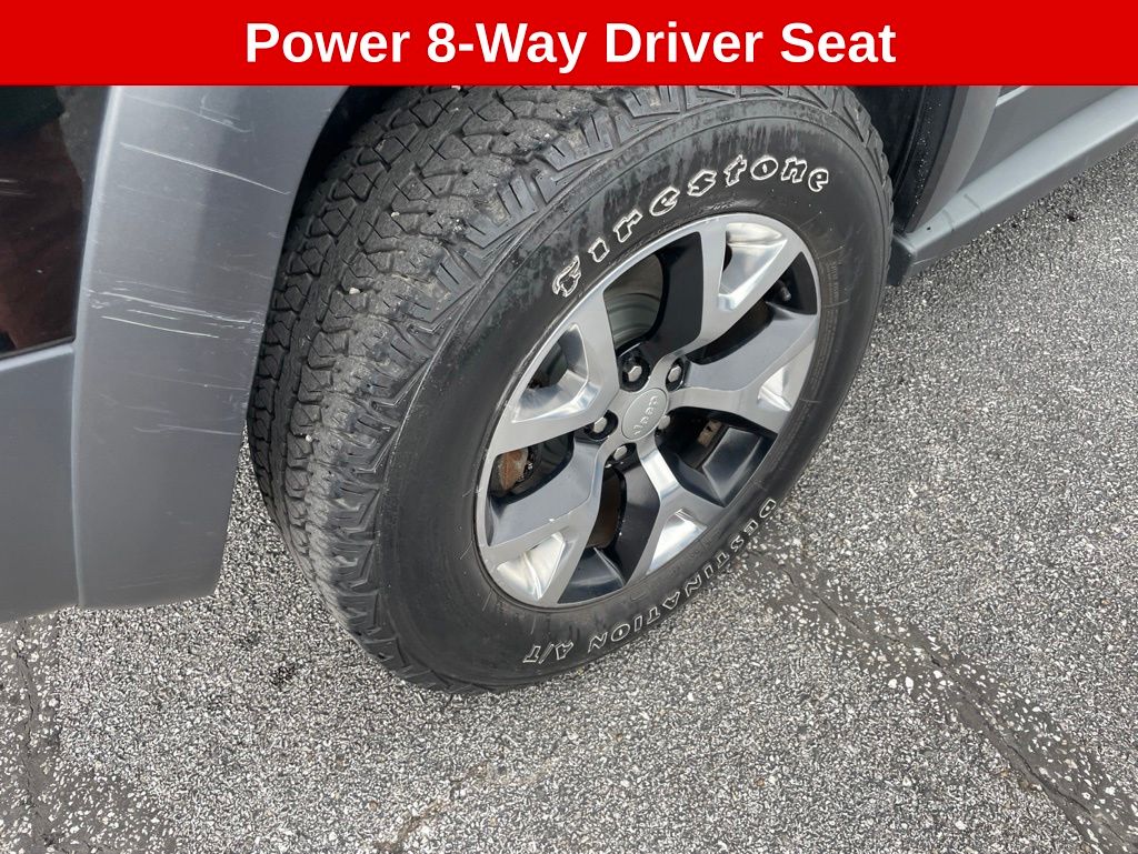 Used 2017 Jeep Cherokee - photo 15