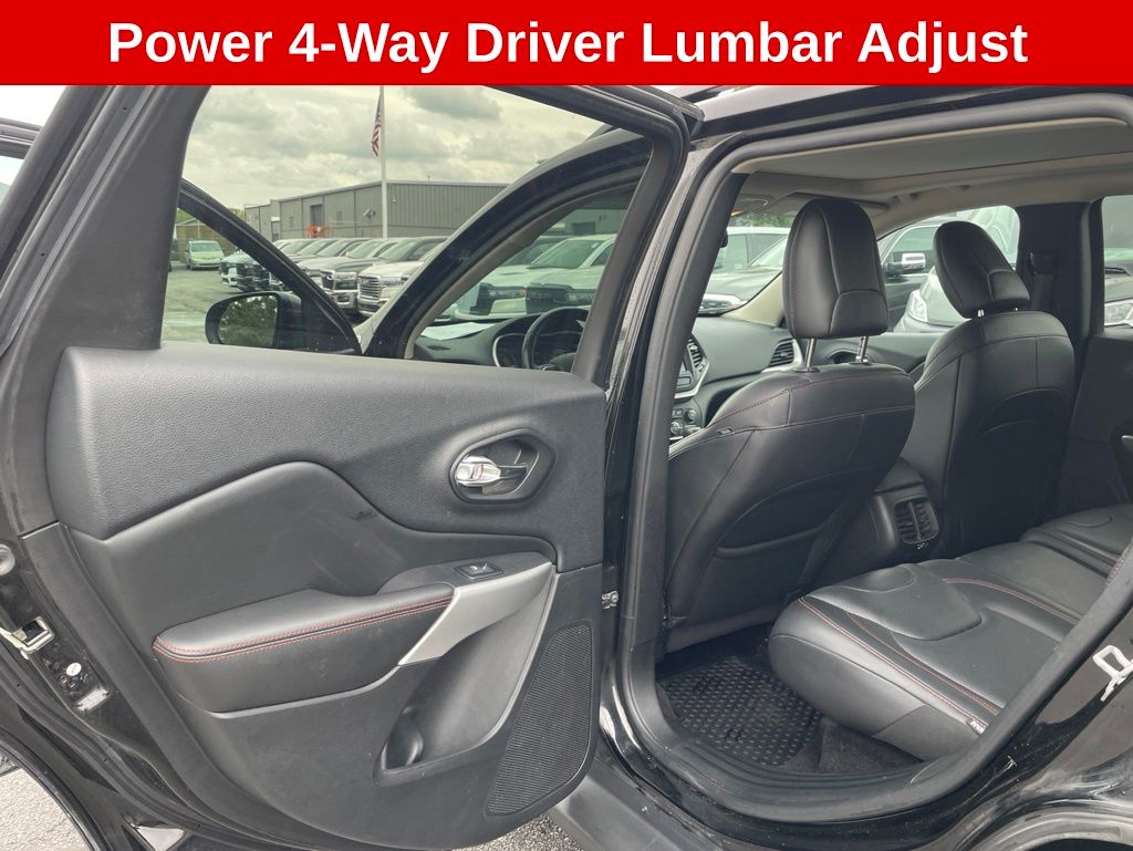 Used 2017 Jeep Cherokee - photo 18
