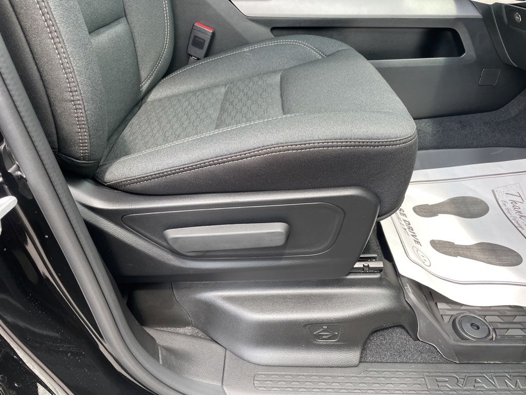 New 2026 Ram 1500 - photo 40