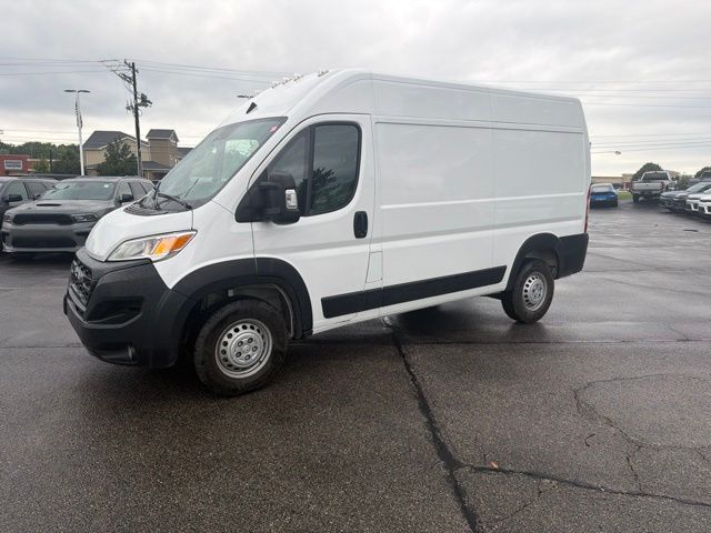 Used 2025 Ram ProMaster 2500 - photo 1