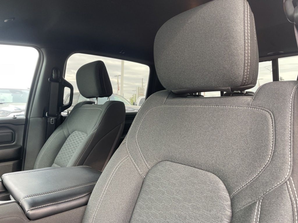 Used 2026 Ram 1500 - photo 23