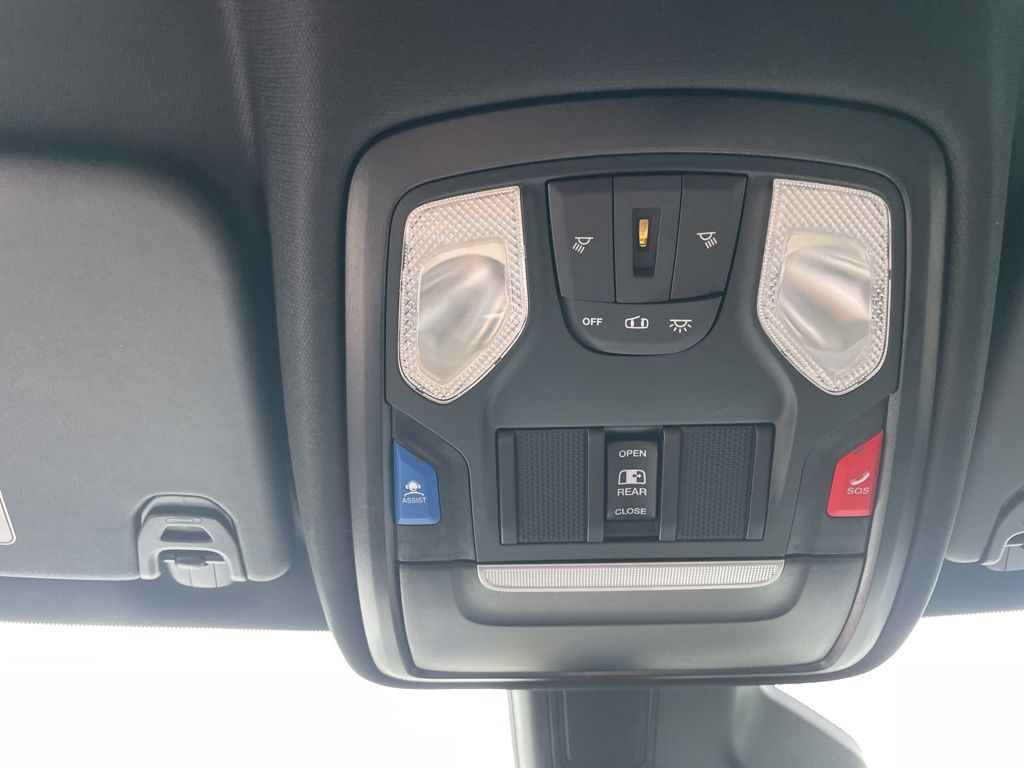 Used 2026 Ram 1500 - photo 29