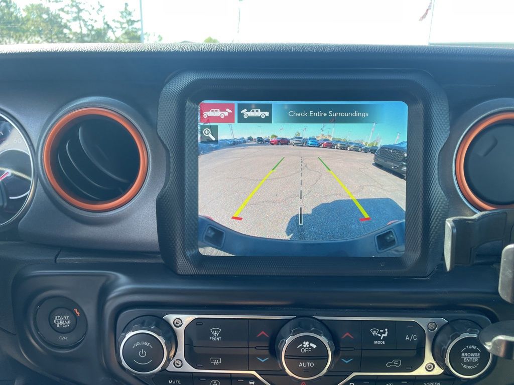 Used 2021 Jeep Gladiator - photo 15