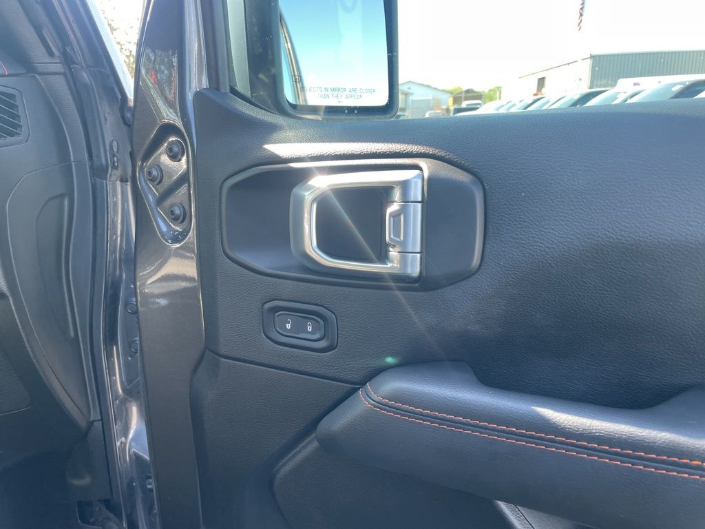 Used 2021 Jeep Gladiator - photo 26