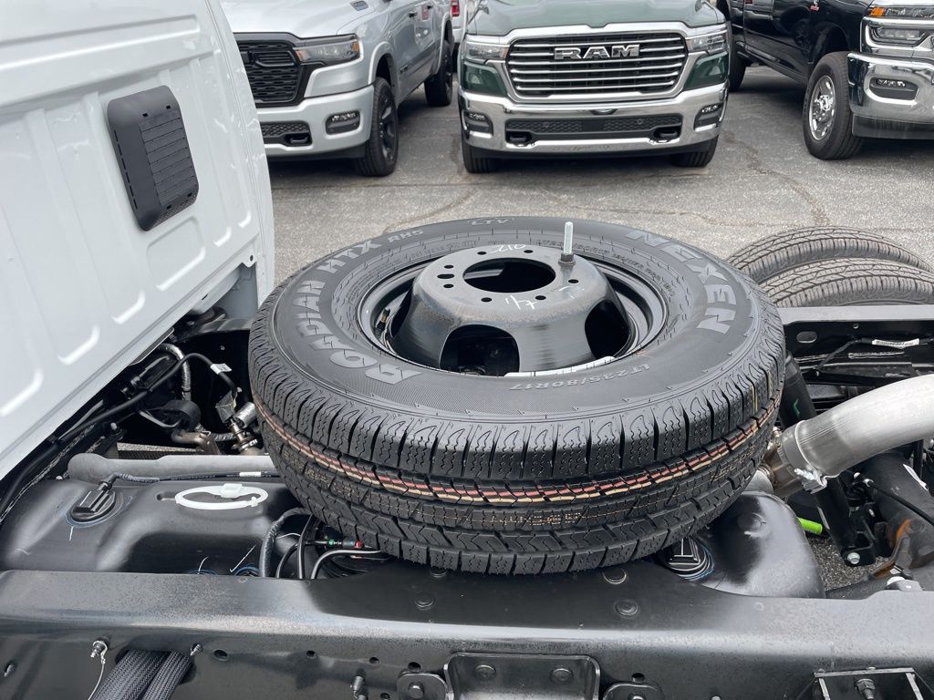 New 2026 Ram 3500 - photo 13