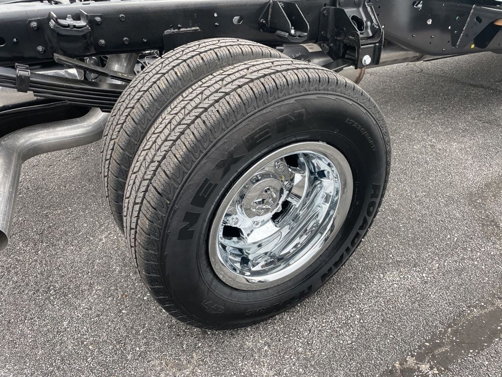 New 2026 Ram 3500 - photo 14