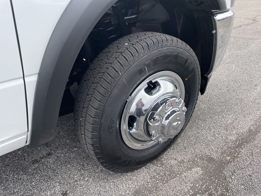 New 2026 Ram 3500 - photo 15