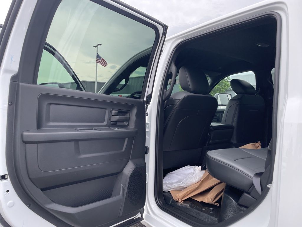 New 2026 Ram 3500 - photo 30