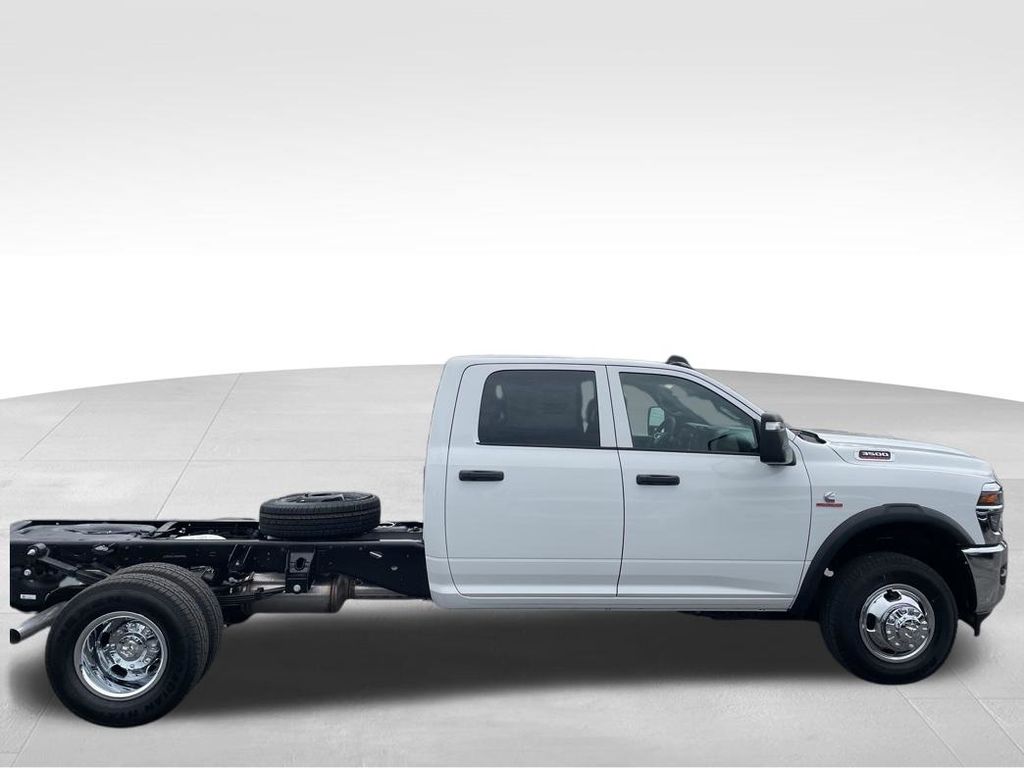 New 2026 Ram 3500 - photo 8