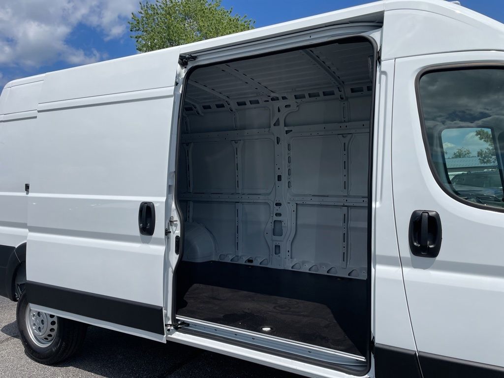 New 2026 Ram ProMaster 2500 - photo 39