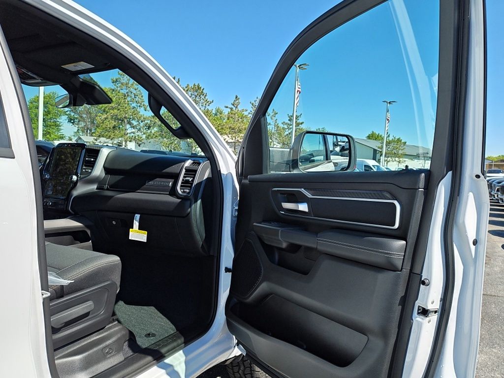 New 2026 Ram 1500 - photo 37