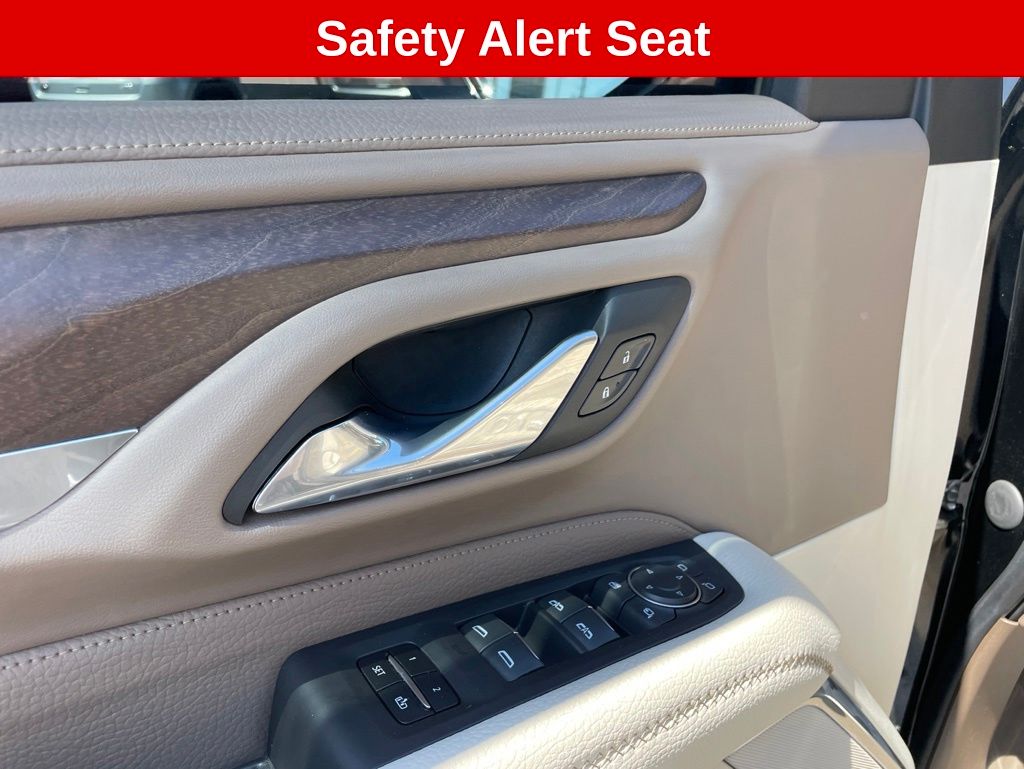 Used 2023 GMC Yukon - photo 5