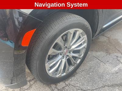 Used 2023 GMC Yukon - photo 2