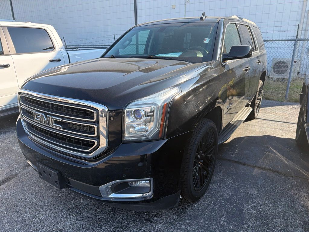 Used 2016 GMC Yukon - photo 1