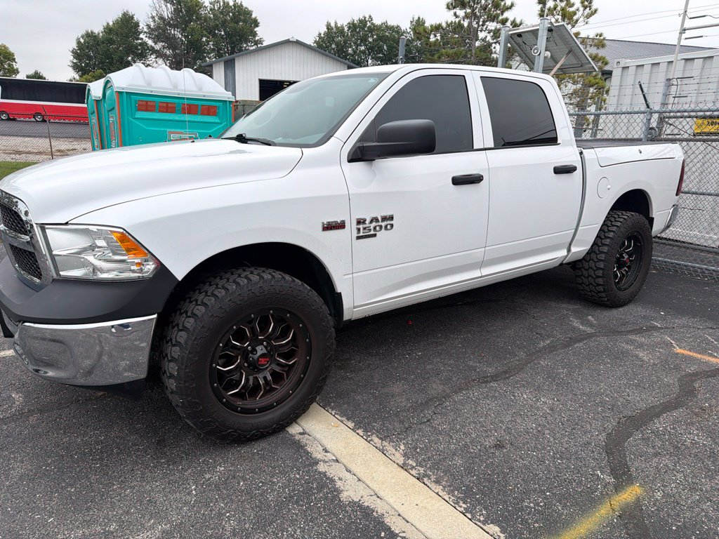 Used 2020 Ram 1500 - photo 2