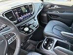 2025 Chrysler Pacifica FWD Minivan for sale #PF2627P - photo 10